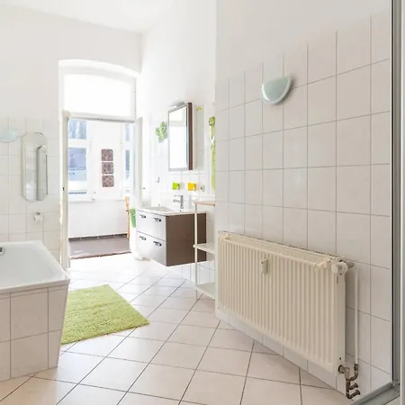 Seiler 5 3-raum Apartment *