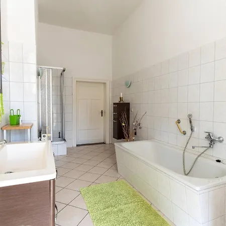 Seiler 5 3-raum Apartment *